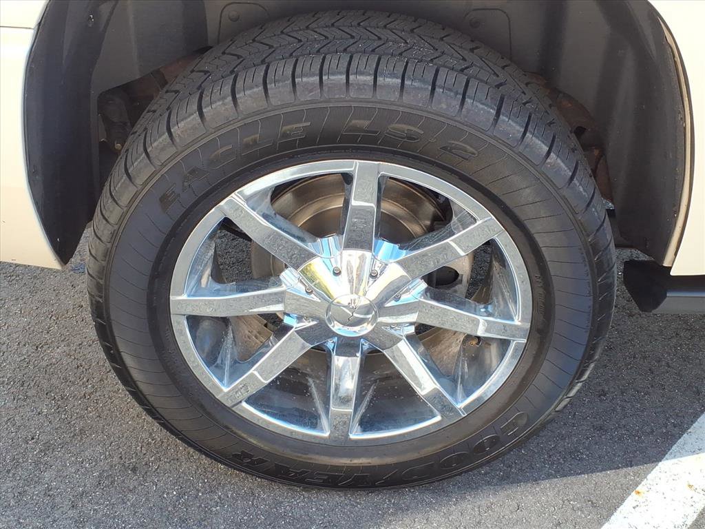 Used 2014 GMC Yukon Denali image 5