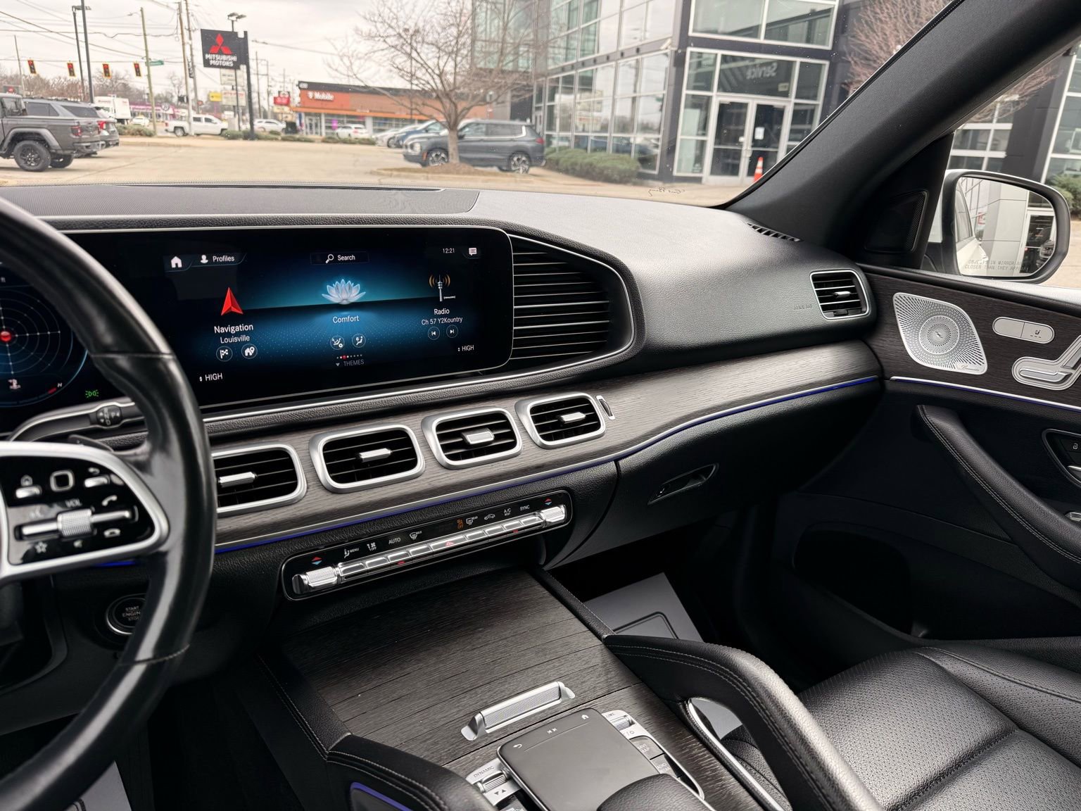 Used 2020 Mercedes-Benz GLE 350 4MATIC w/ Premium Package image 49