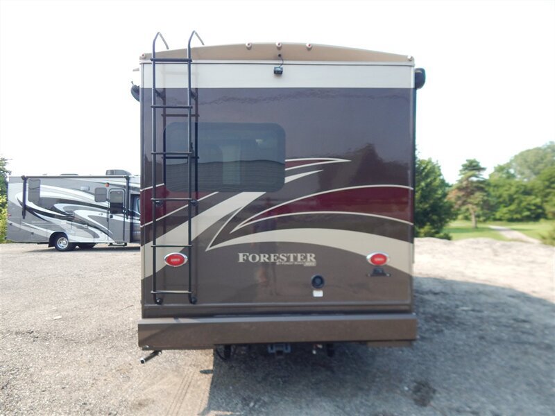 Used 2017 Mercedes-Benz Sprinter 3500 image 8
