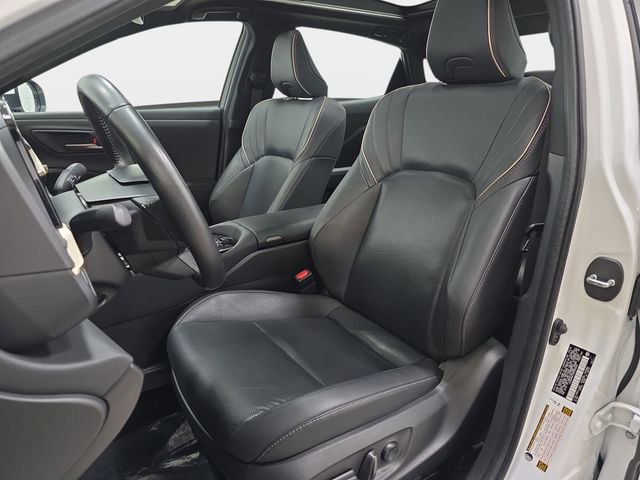 Certified 2024 Toyota Crown Limited image 12