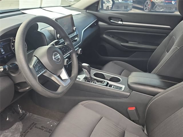 Used 2022 Nissan Altima 2.5 SV AWD/4WD image 16