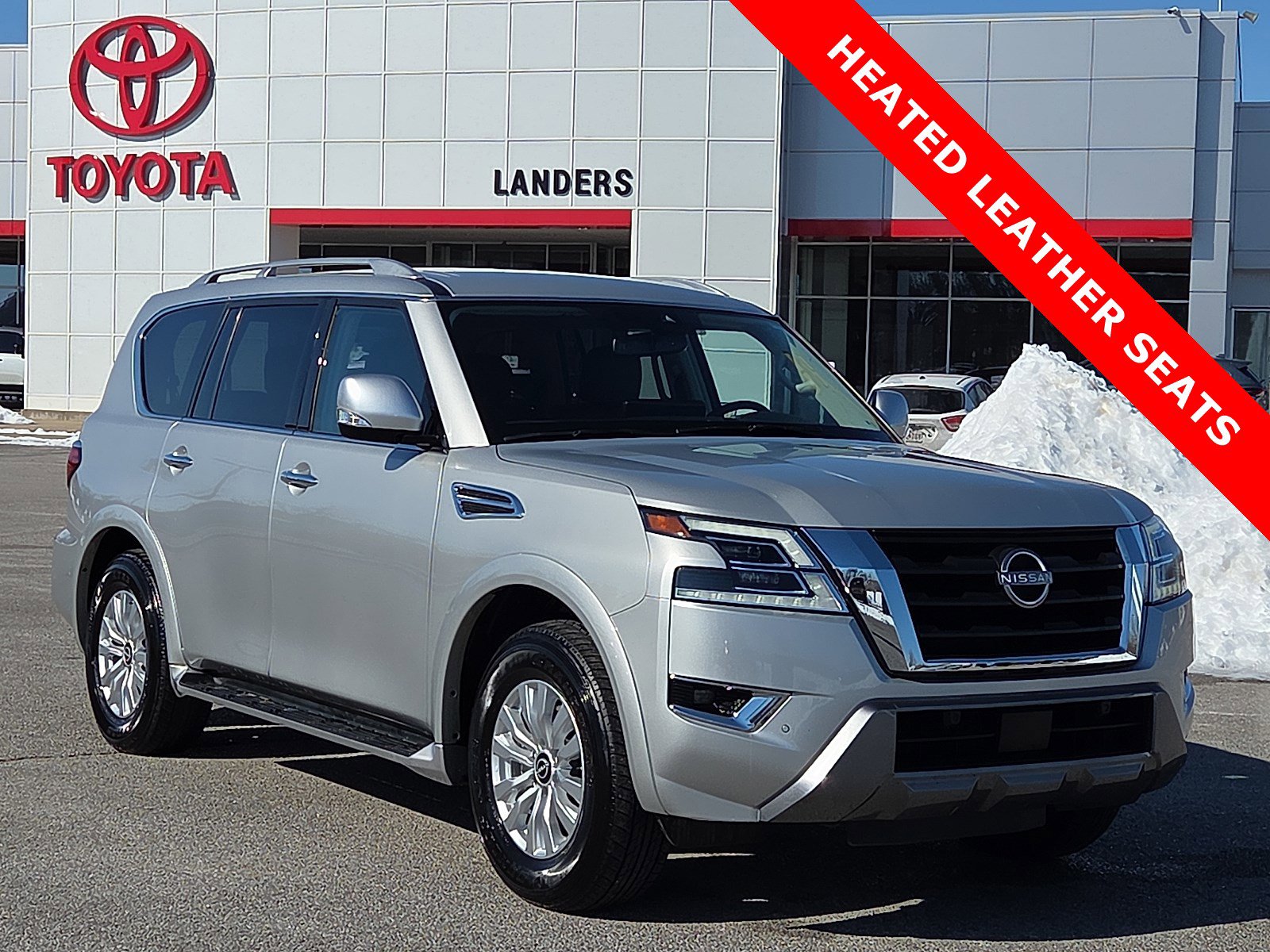 Used 2024 Nissan Armada SV video 1