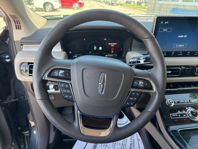 Certified 2022 Lincoln Nautilus AWD w/ Premium Package image 28