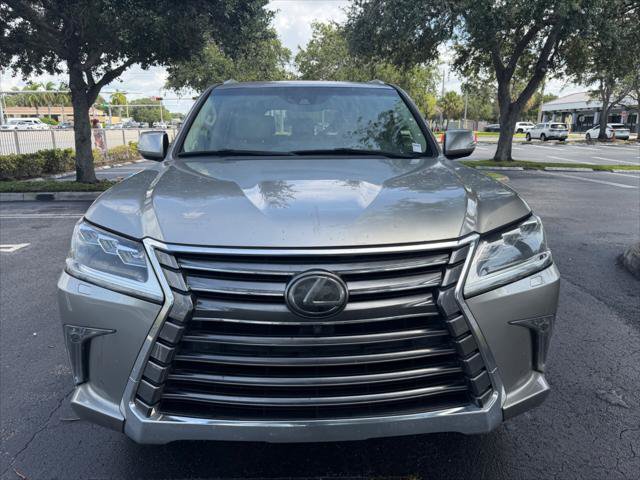 Used 2018 Lexus LX 570 4WD image 8