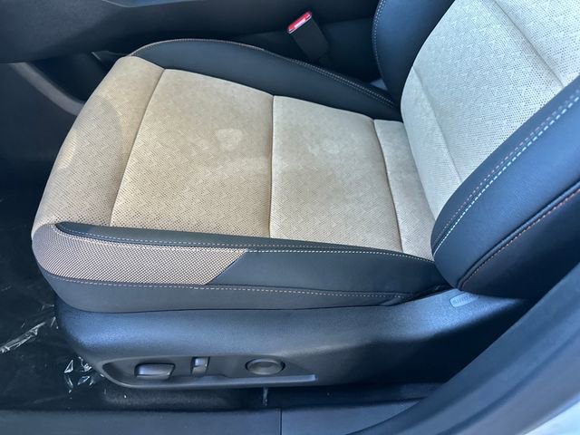 New 2026 Chevrolet Equinox ACTIV w/ Convenience Package III image 9