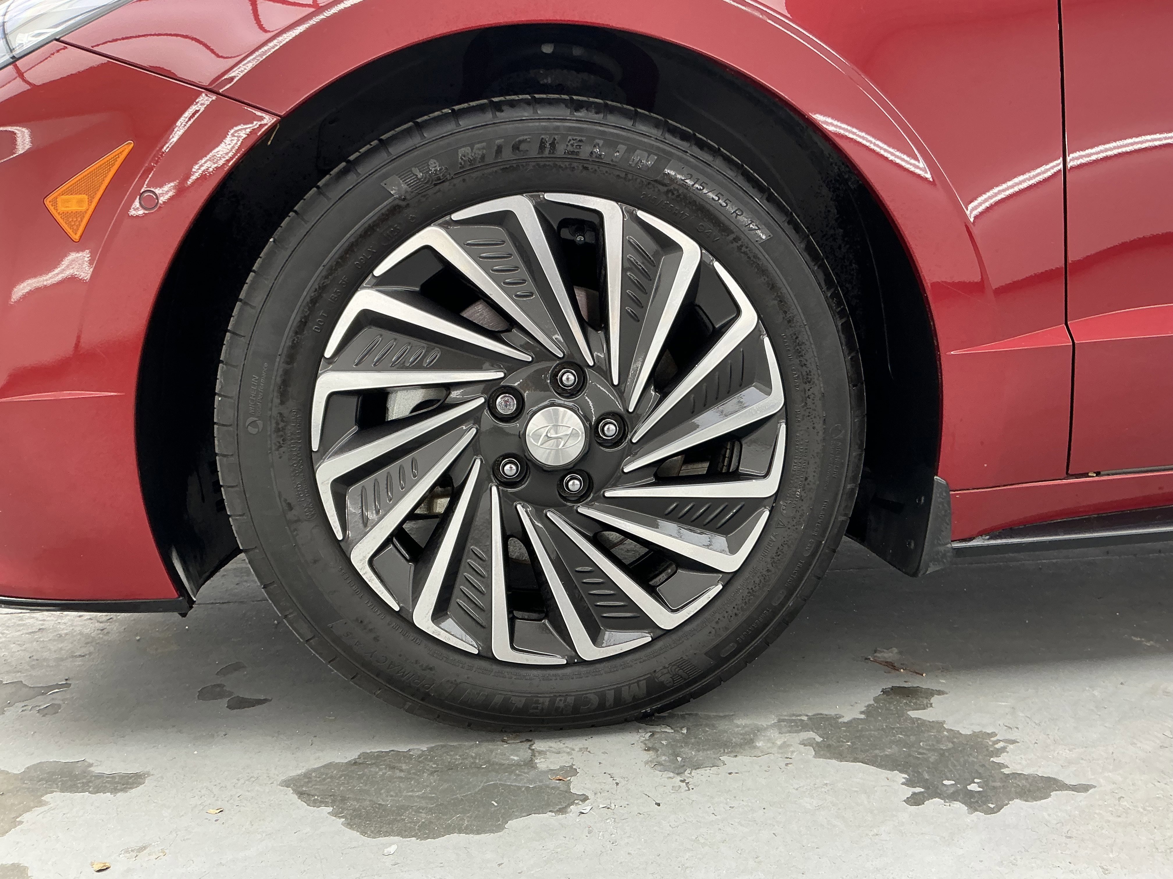 Used 2023 Hyundai Sonata Limited w/ Cargo Package image 18