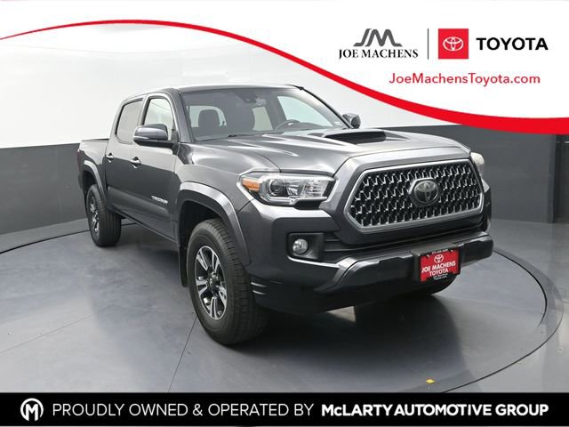 Used 2019 Toyota Tacoma TRD Sport image 1