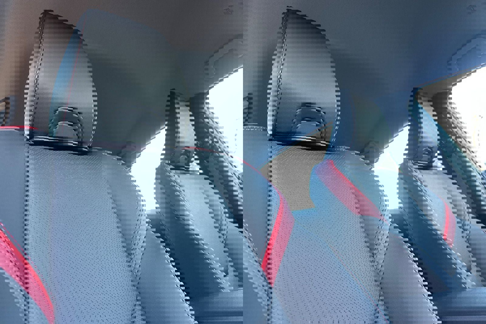 New 2026 Toyota Prius Plug-In Hybrid image 19