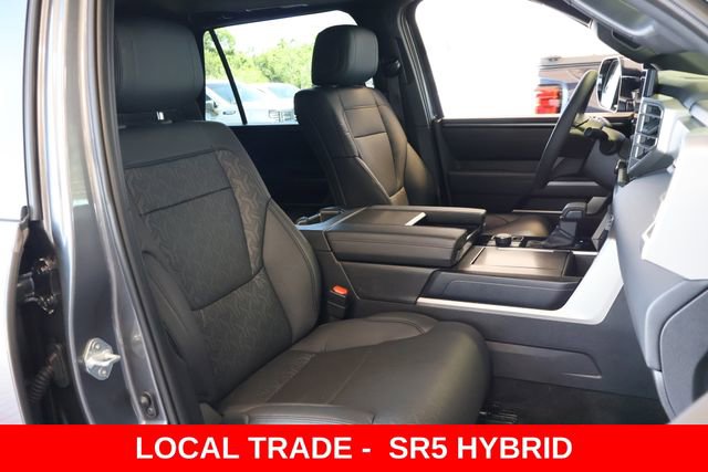 Used 2025 Toyota Sequoia SR5 w/ SR5 Premium Package AWD/4WD image 21