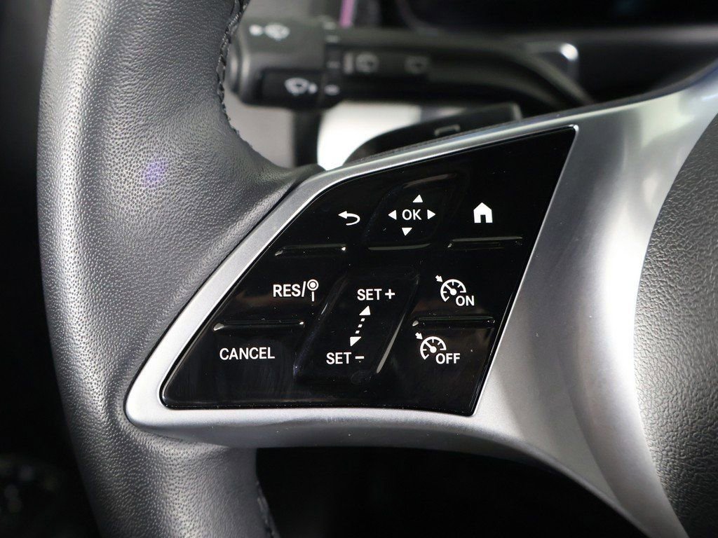 Used 2025 Mercedes-Benz GLB 250 4MATIC image 38