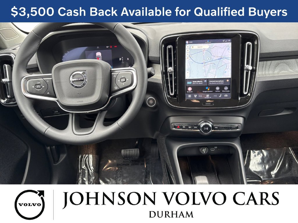 New 2026 Volvo XC40 B5 Core w/ Climate Package AWD/4WD image 8