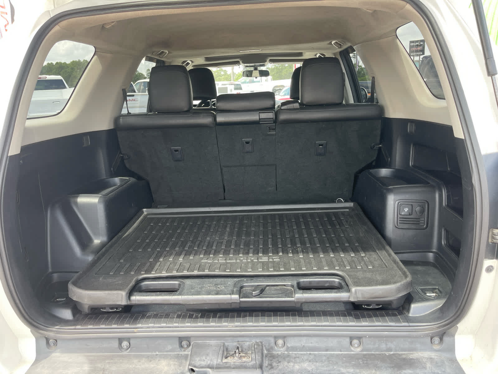 Used 2013 Toyota 4Runner SR5 w/ Convenience Pkg RWD image 19
