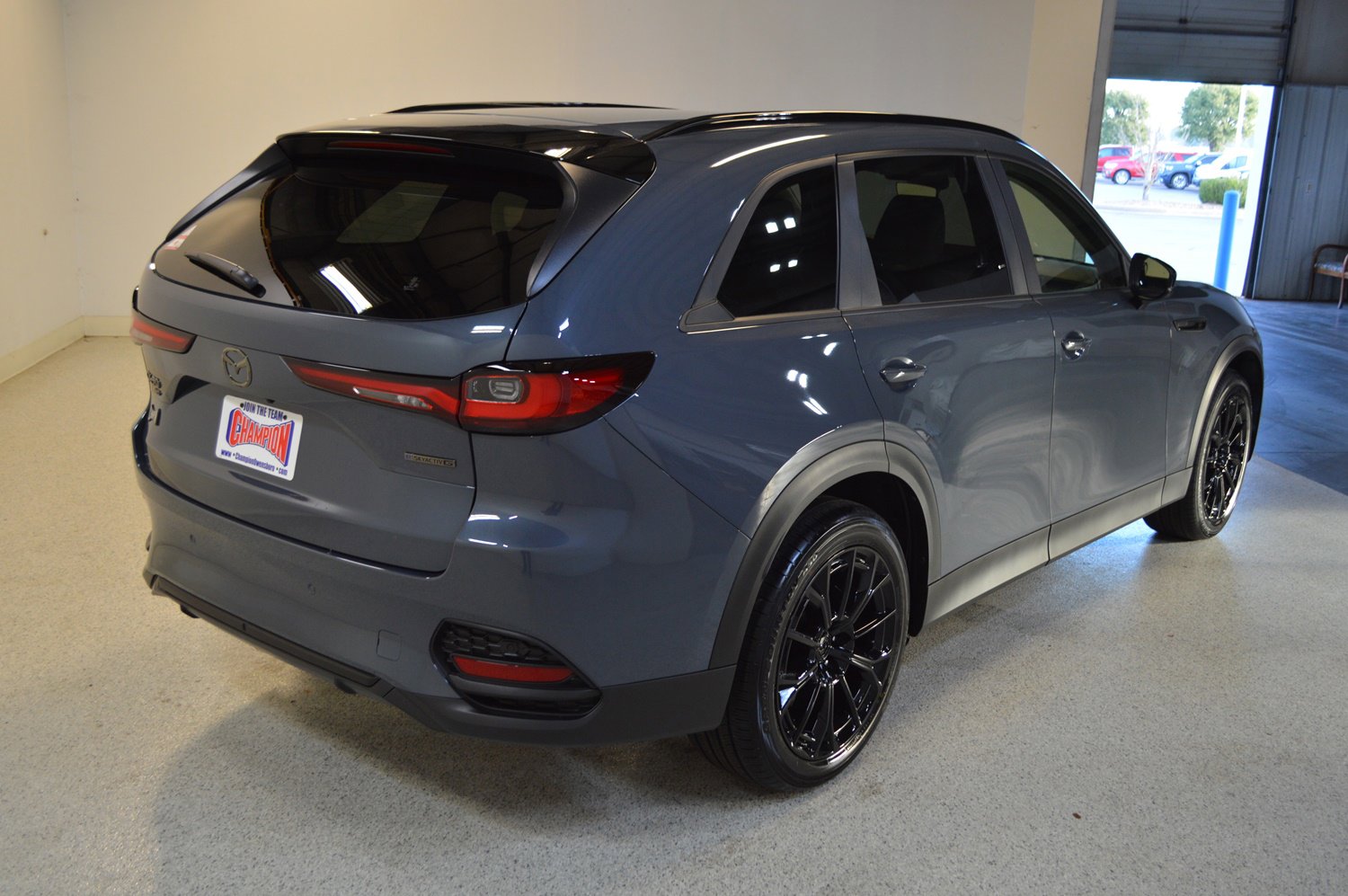 New 2026 MAZDA CX-70 3.3 Turbo w/ Preferred Package image 3