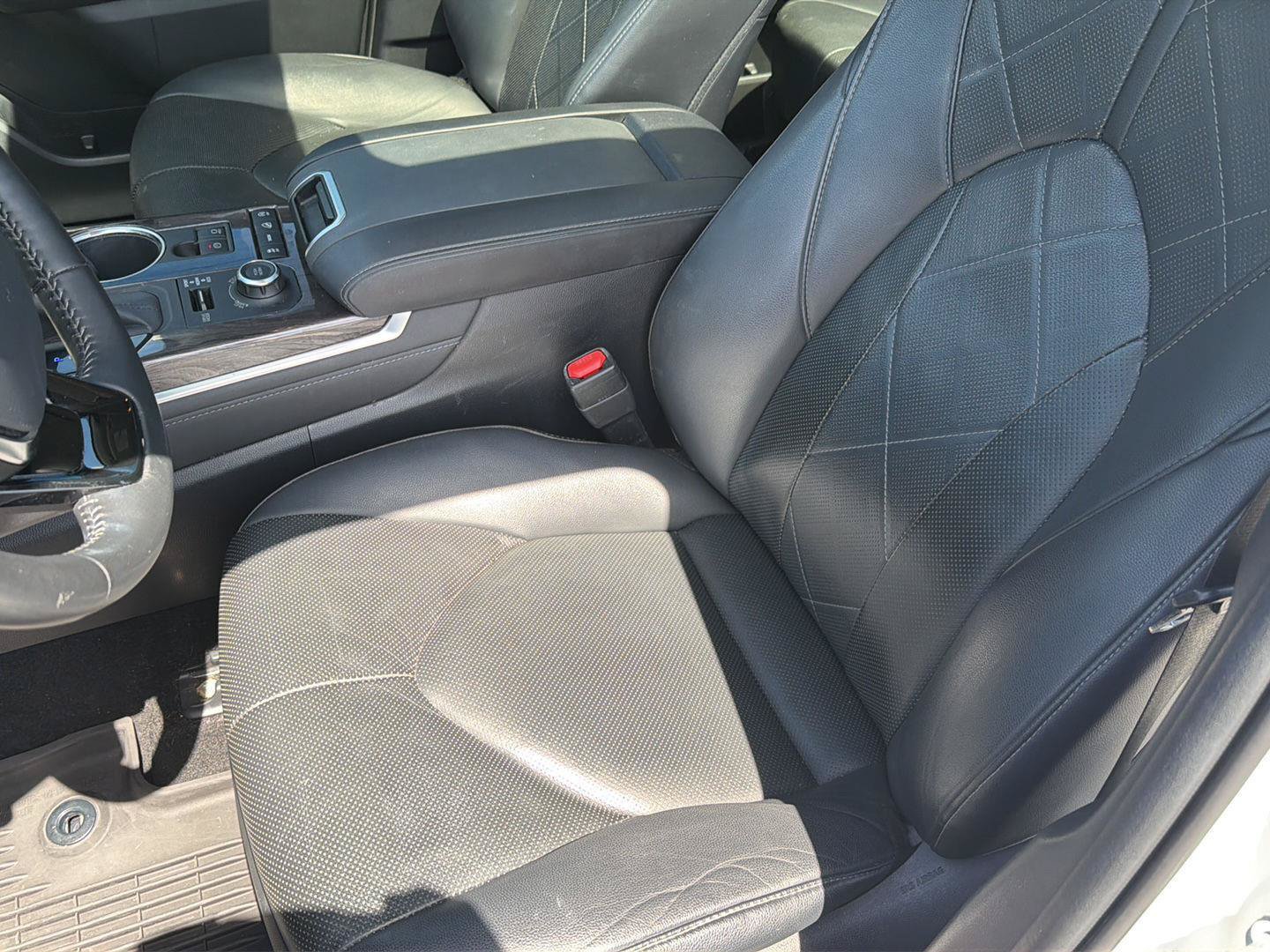 Used 2020 Toyota Highlander Platinum AWD/4WD image 33