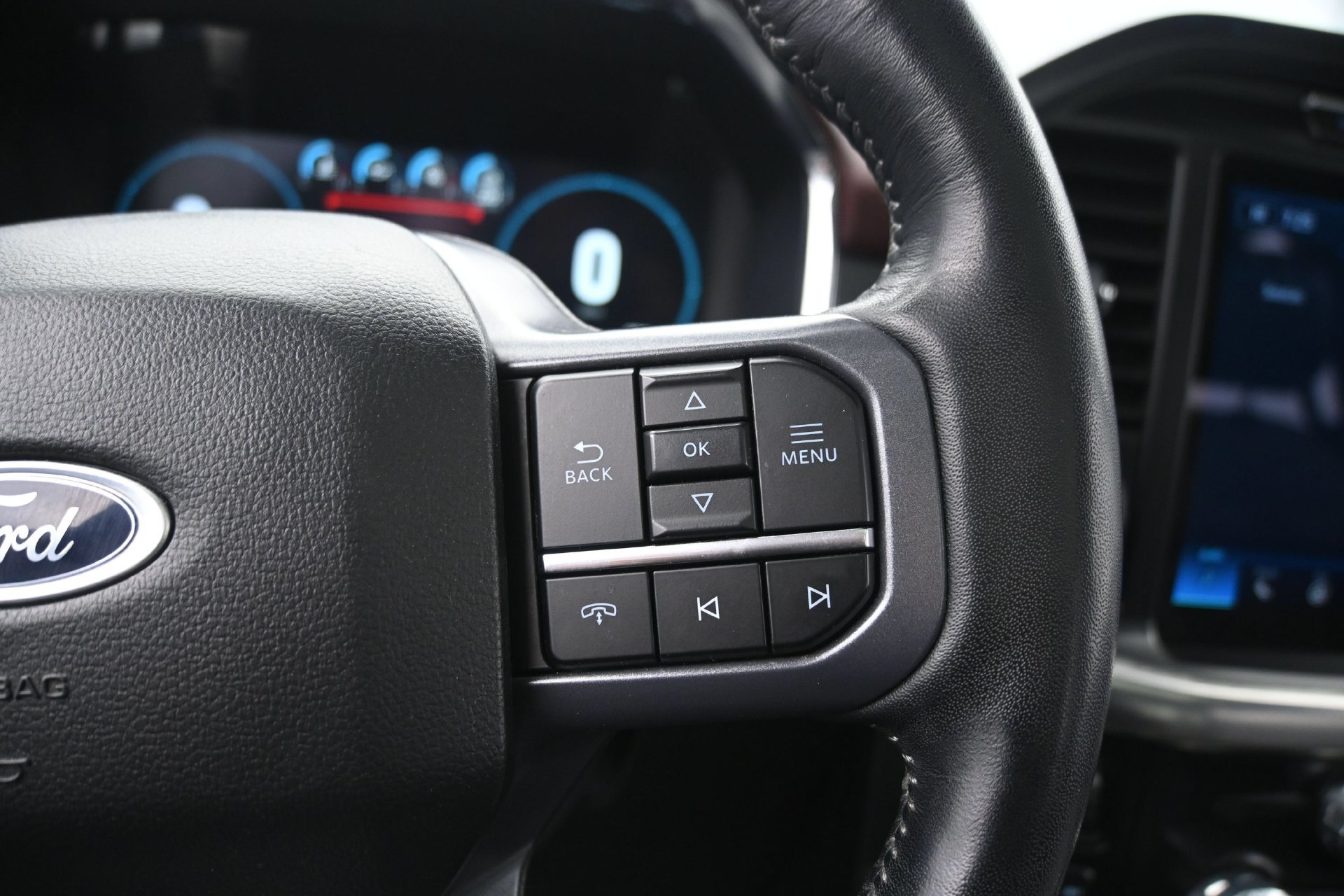 Used 2023 Ford F150 Lariat w/ Equipment Group 502A High AWD/4WD image 24