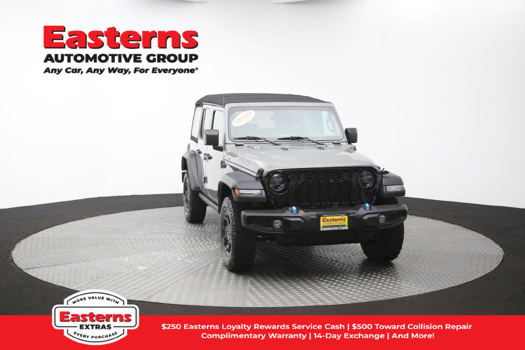 Used 2023 Jeep Wrangler Unlimited w/ Cold Weather Group AWD/4WD image 54