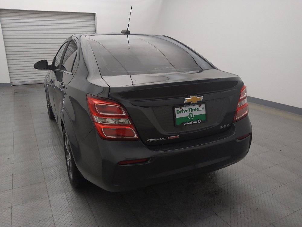 Used 2017 Chevrolet Sonic Premier image 6