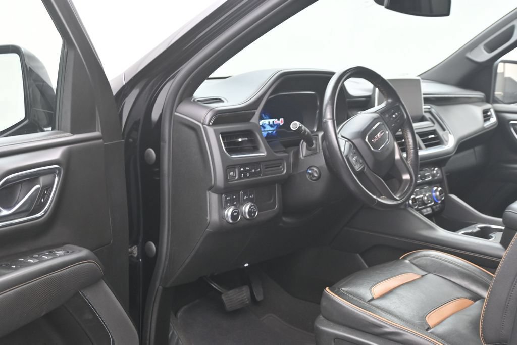 Used 2022 GMC Yukon XL AT4 AWD/4WD image 11