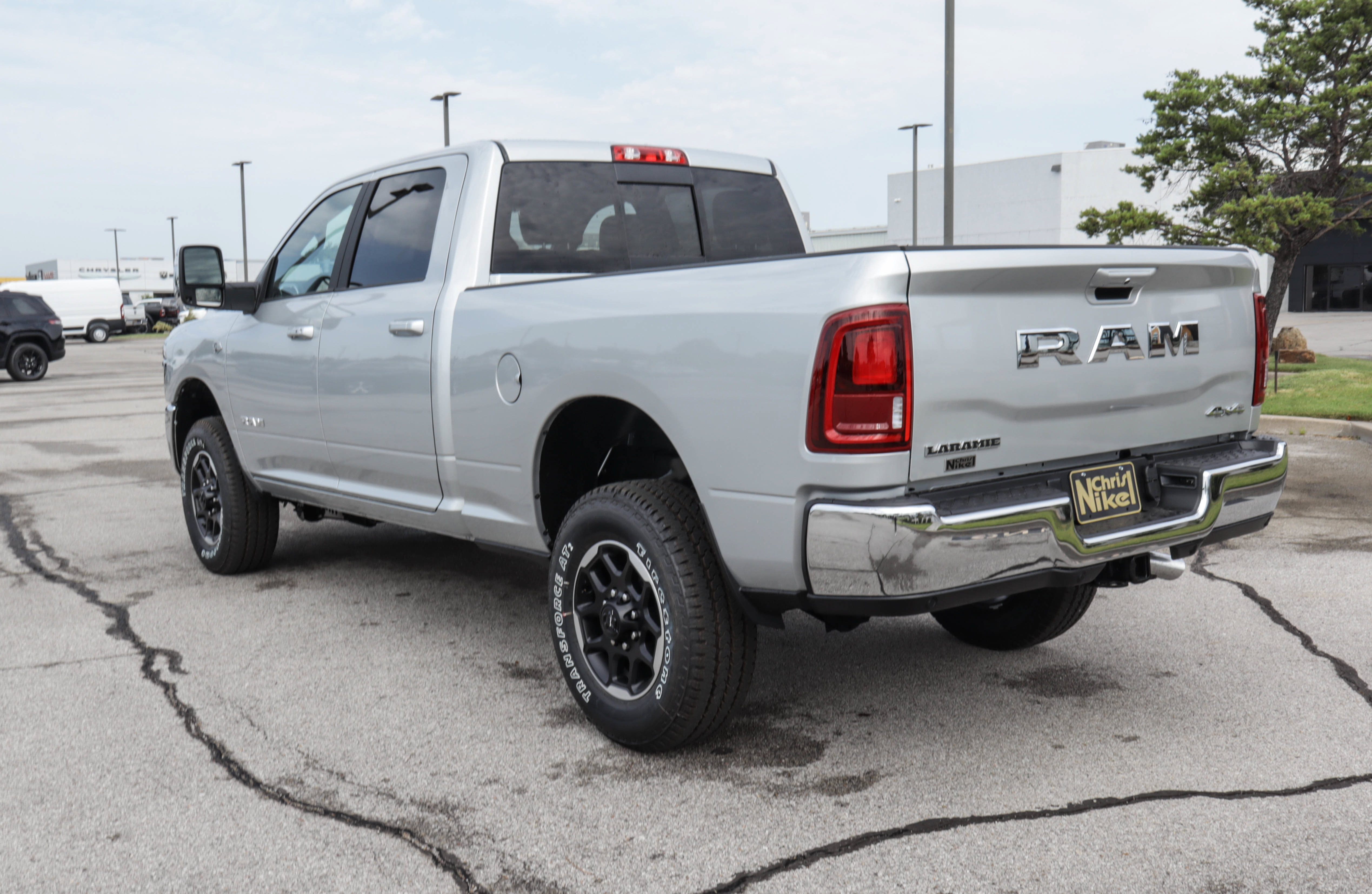 New 2027 RAM 2500 Laramie AWD/4WD image 8