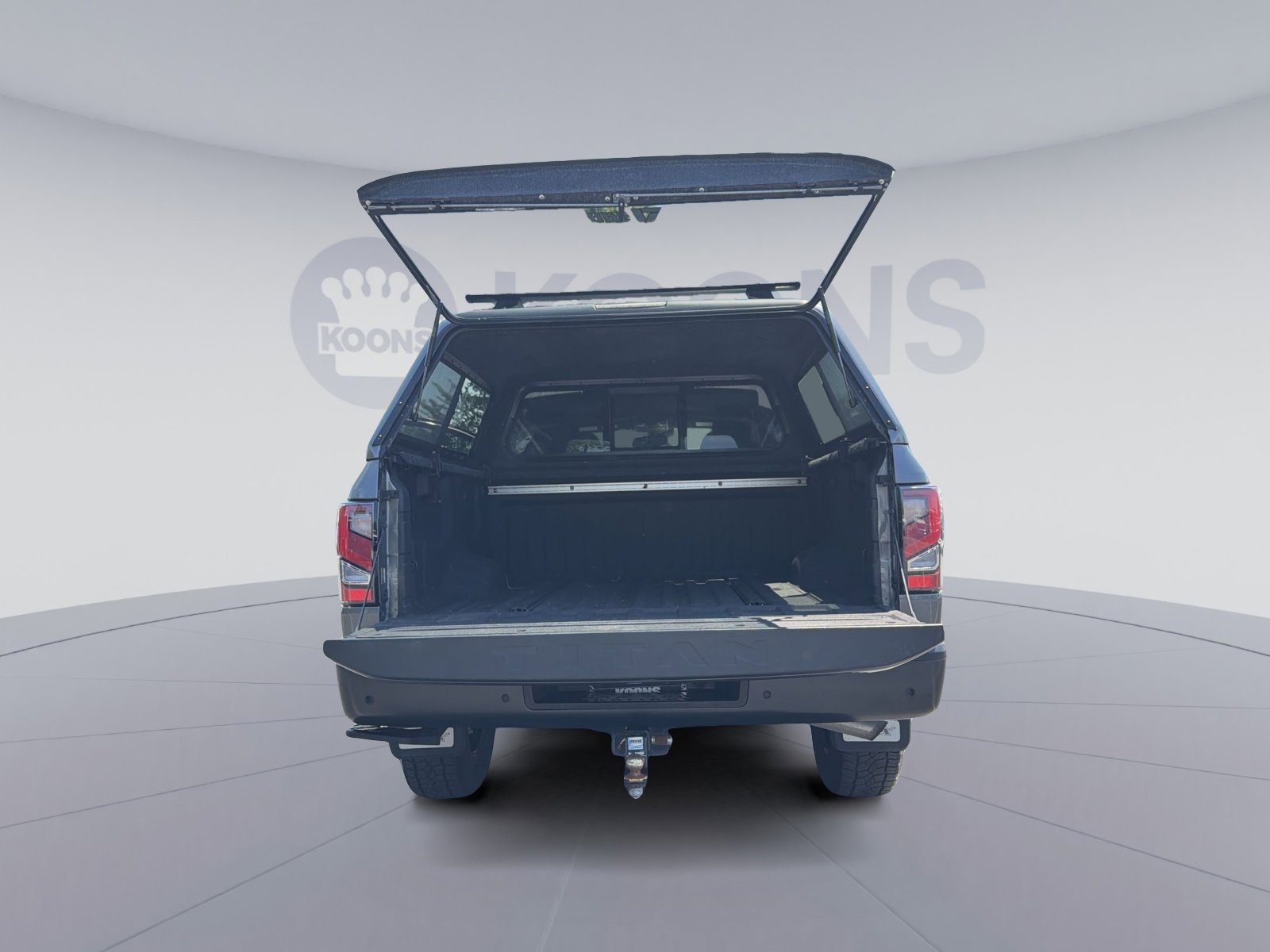 Used 2021 Nissan Titan PRO-4X w/ Pro-4x Utility Package image 35