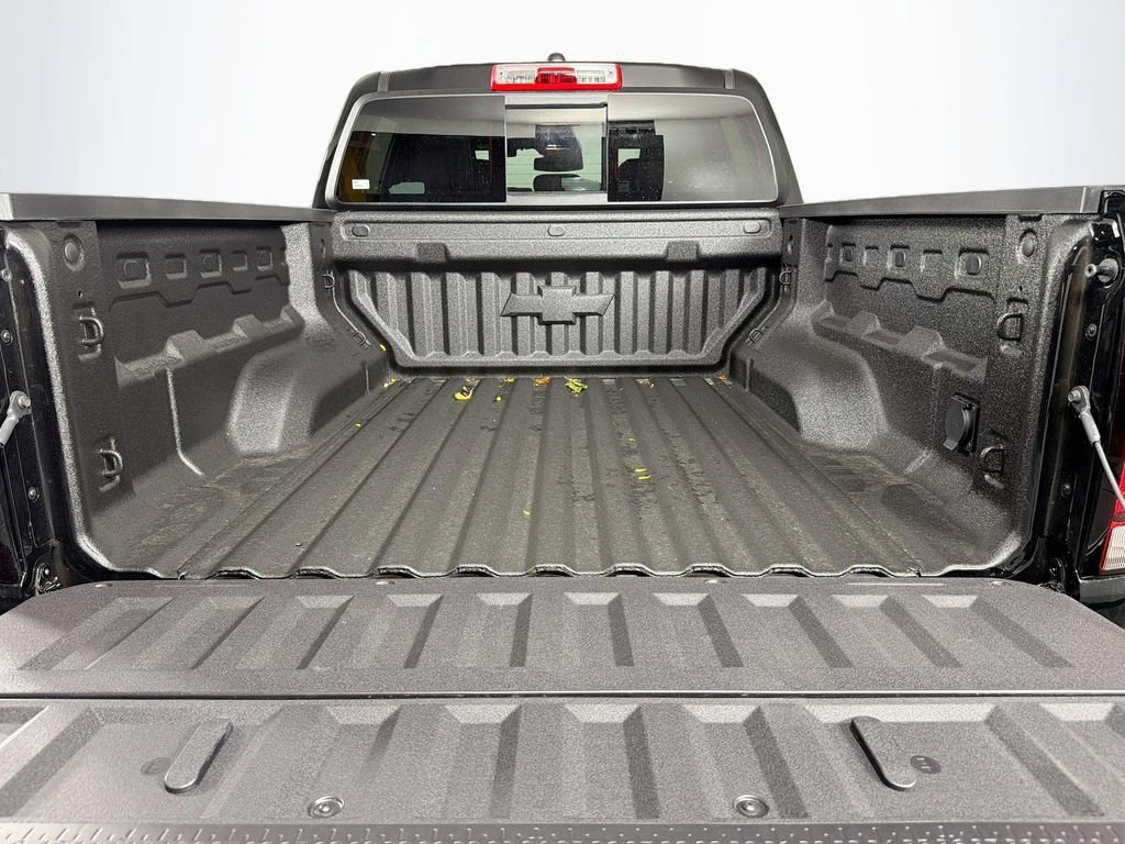 New 2026 Chevrolet Colorado ZR2 w/ Technology Package AWD/4WD image 27