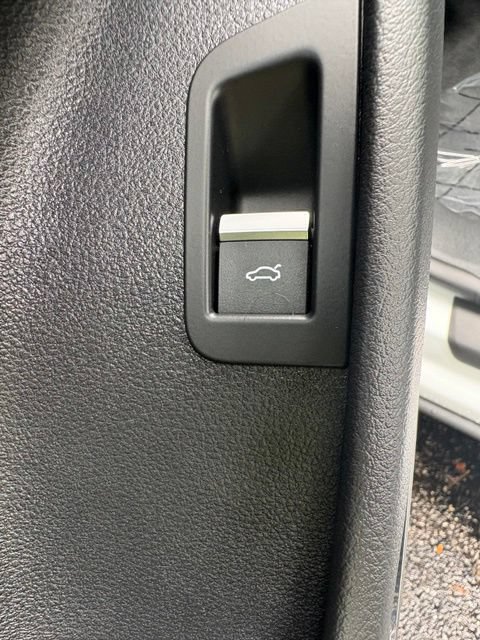 Certified 2025 Audi RS Q8 performance AWD/4WD image 18