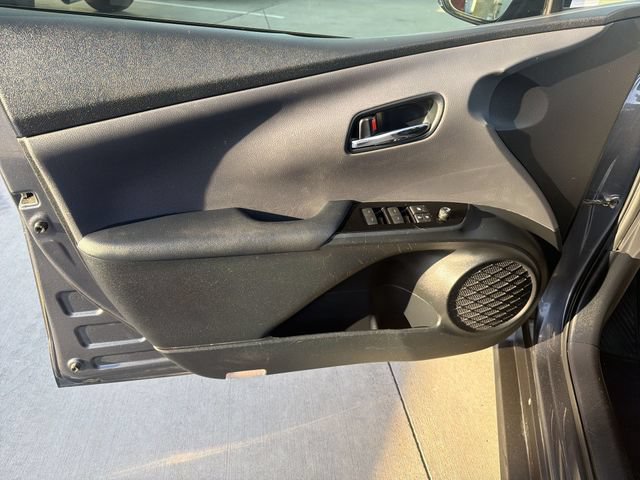 Certified 2019 Toyota Prius LE FWD image 9