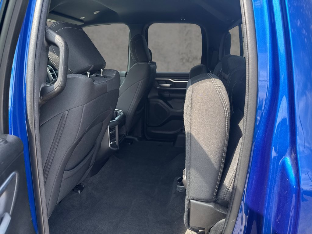 Used 2019 RAM 1500 Big Horn AWD/4WD image 12