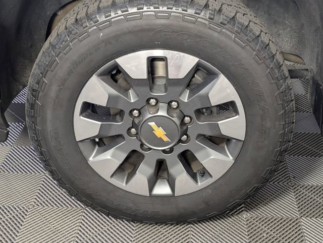 Used 2025 Chevrolet Silverado 2500 Custom w/ Custom Value Package RWD image 8