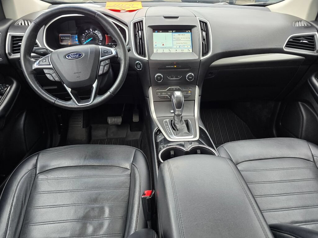 Used 2017 Ford Edge SEL w/ Equipment Group 201A AWD/4WD image 18