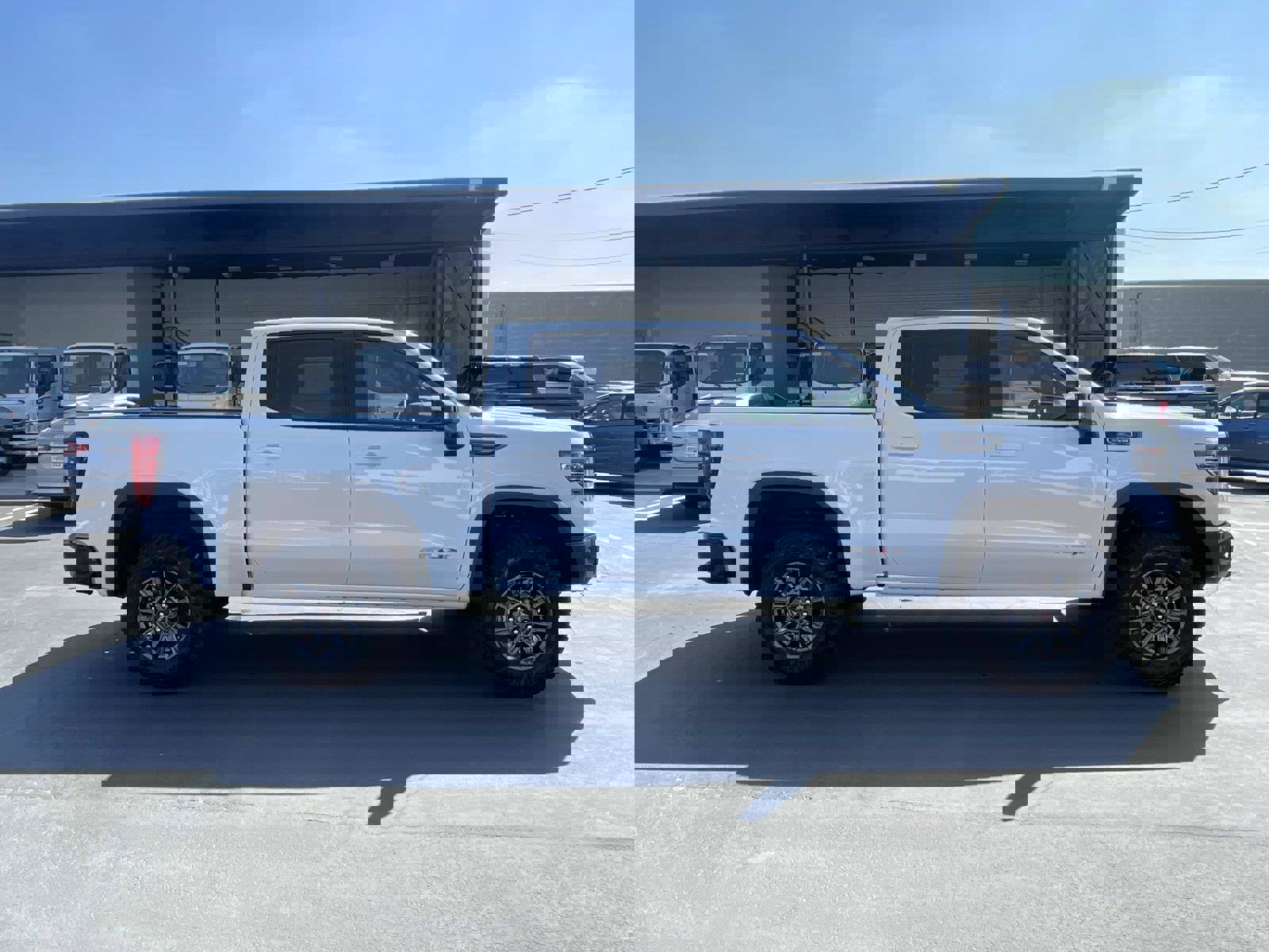 New 2026 GMC Sierra 1500 AT4X image 4