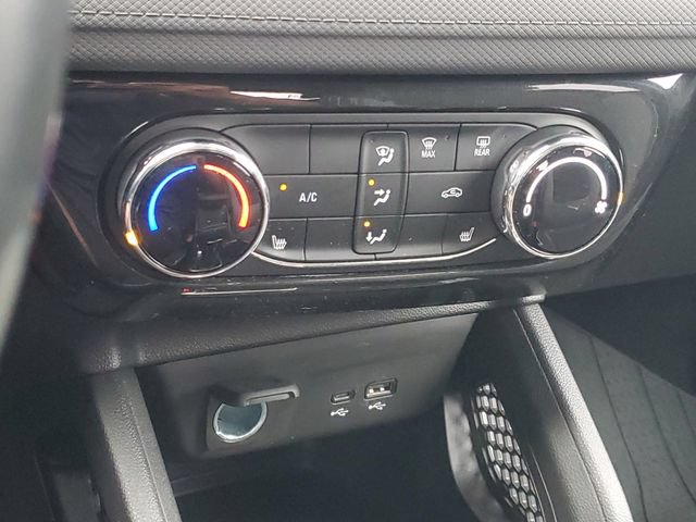 Used 2024 Chevrolet TrailBlazer LT w/ LT Cold Weather Package FWD image 25