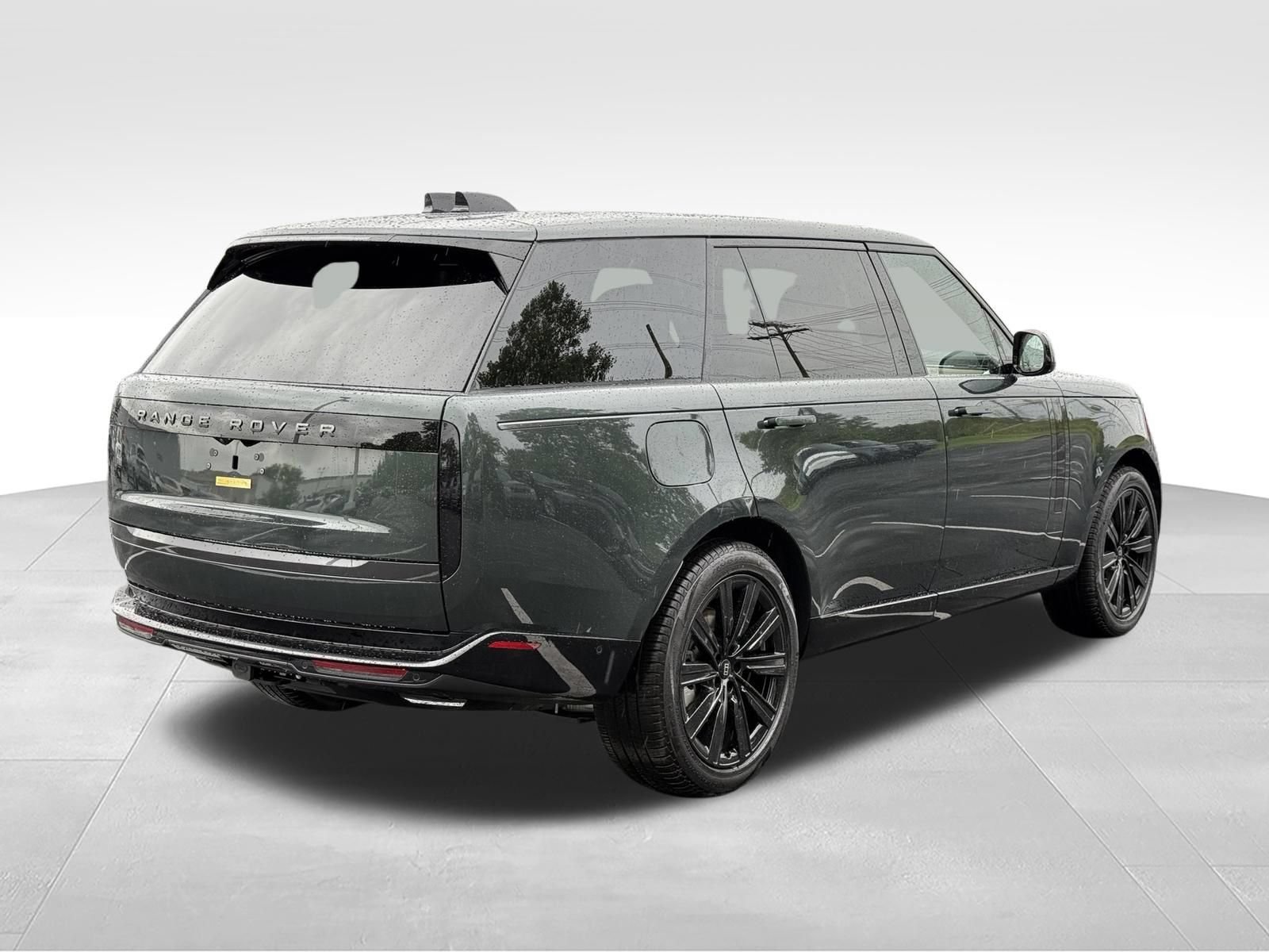 New 2027 Land Rover Range Rover Long Wheelbase SE AWD/4WD image 6