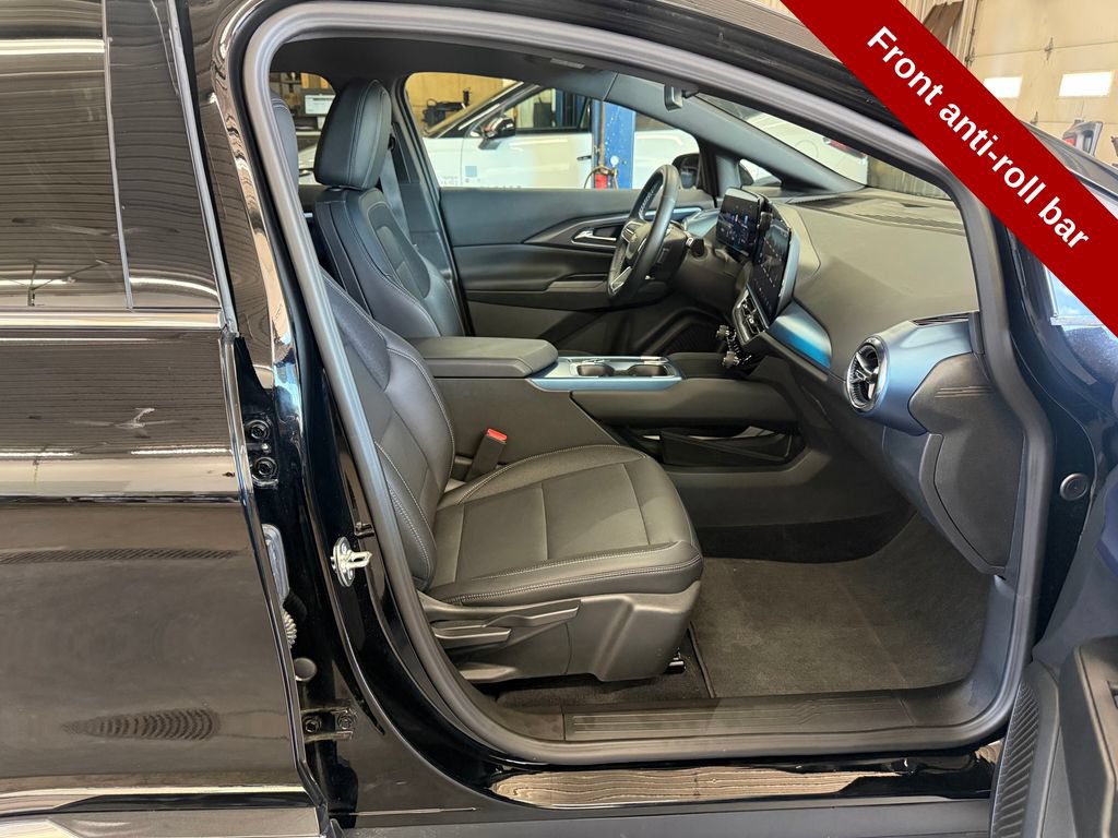 Used 2024 Chevrolet Equinox EV LT FWD image 45