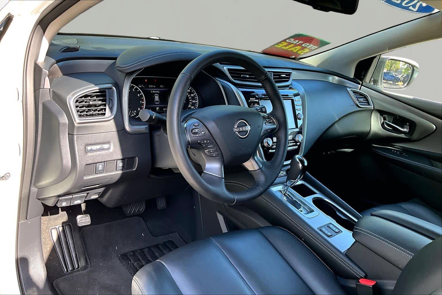 Used 2024 Nissan Murano SV w/ SV Midnight Edition Package FWD image 31