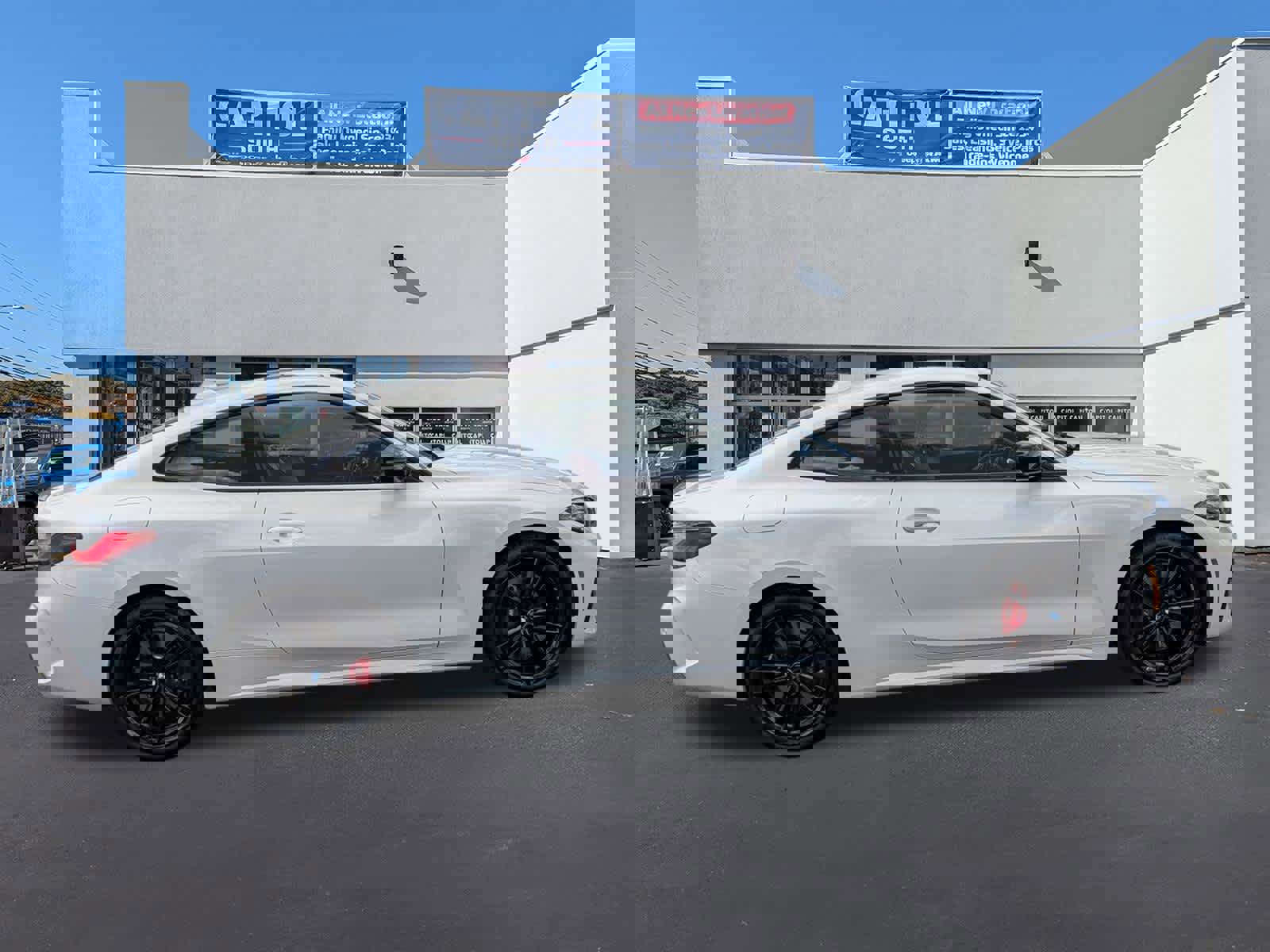 Used 2023 BMW 430i xDrive Coupe w/ M Sport Package image 2