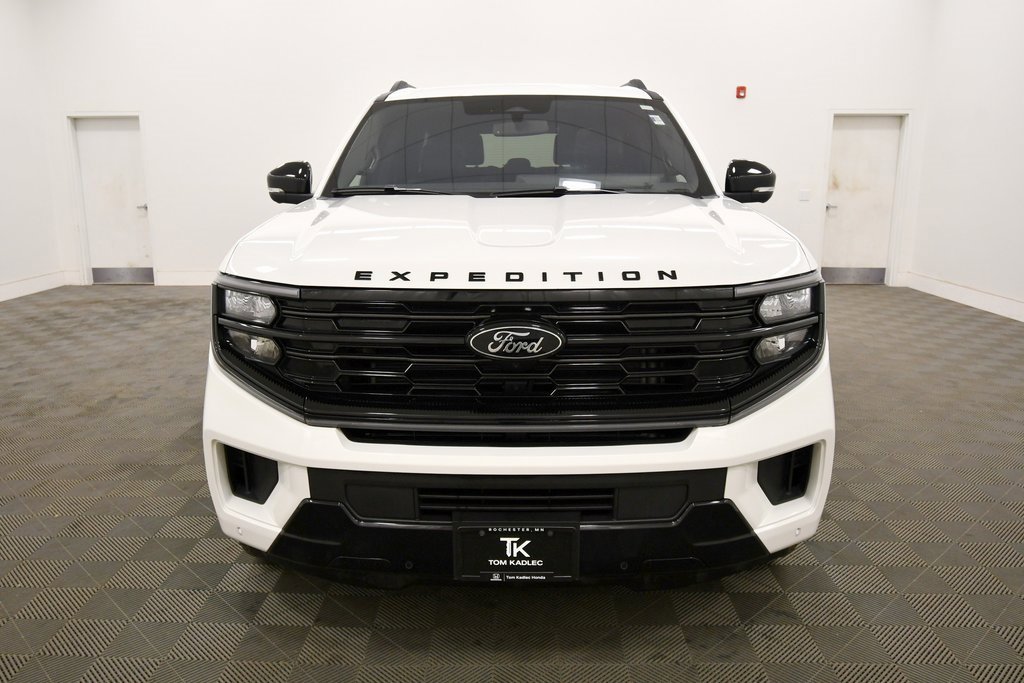 Used 2025 Ford Expedition Max Platinum w/ Stealth Performance Package image 12