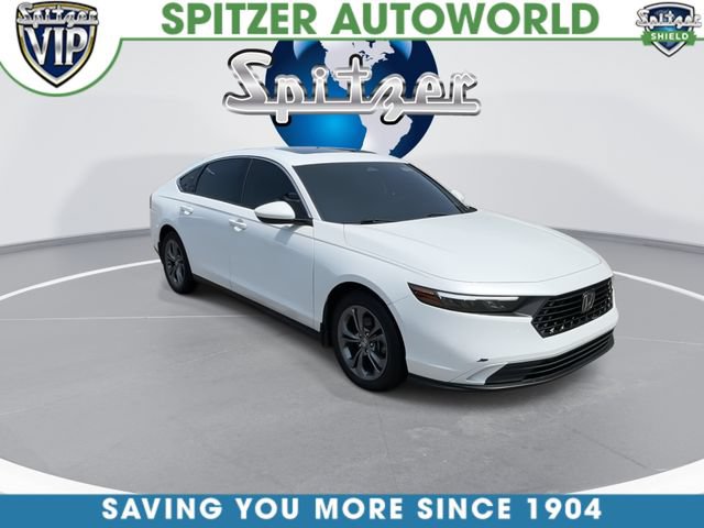 Used 2024 Honda Accord EX image 2