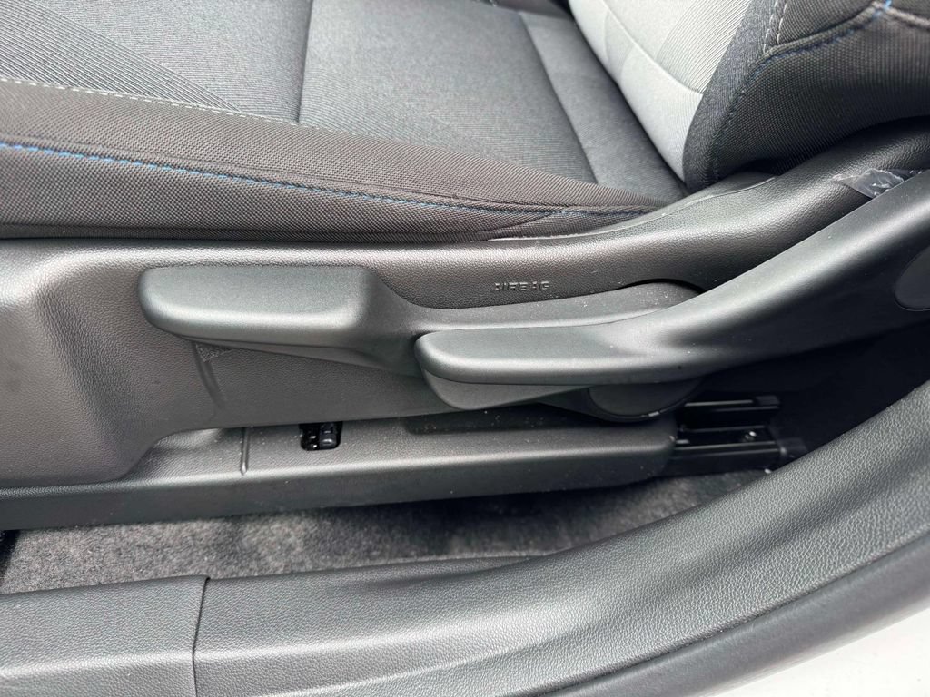Used 2026 Chevrolet Trax LS FWD image 16