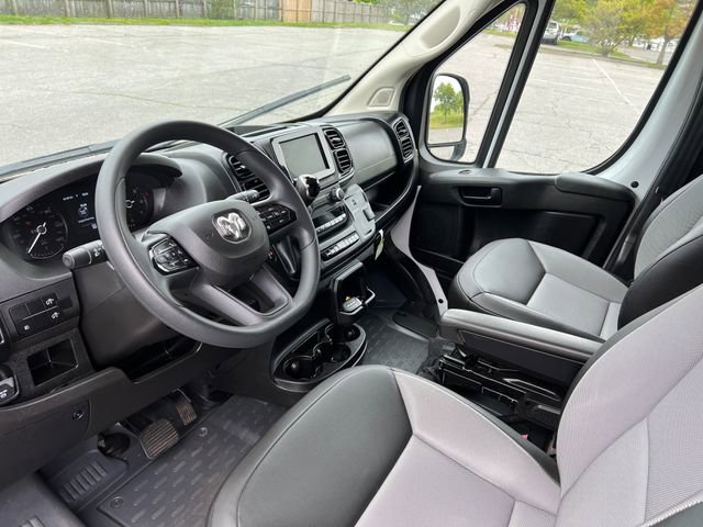 Used 2026 RAM ProMaster 2500 w/ Convenience Group FWD image 19