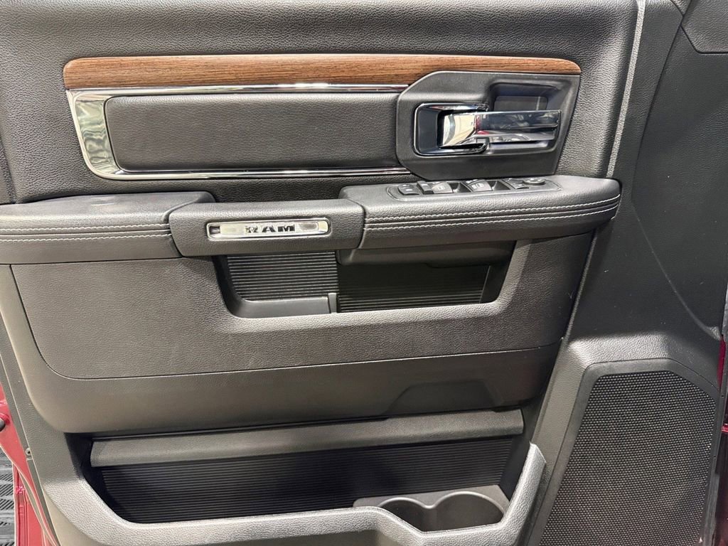 Used 2017 RAM 1500 Laramie image 20