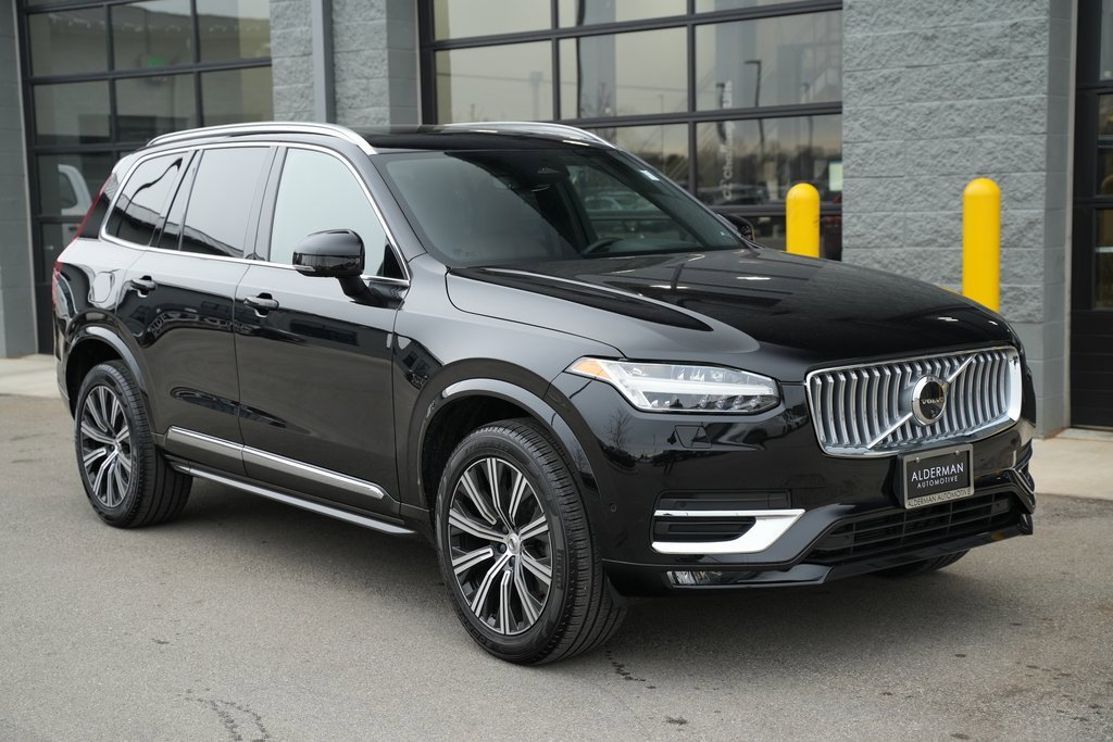 Used 2024 Volvo XC90 B6 Plus w/ Protection Package image 9
