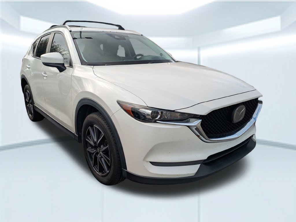 Used 2018 MAZDA CX-5 Touring w/ Preferred Equipment Package FWD image 5