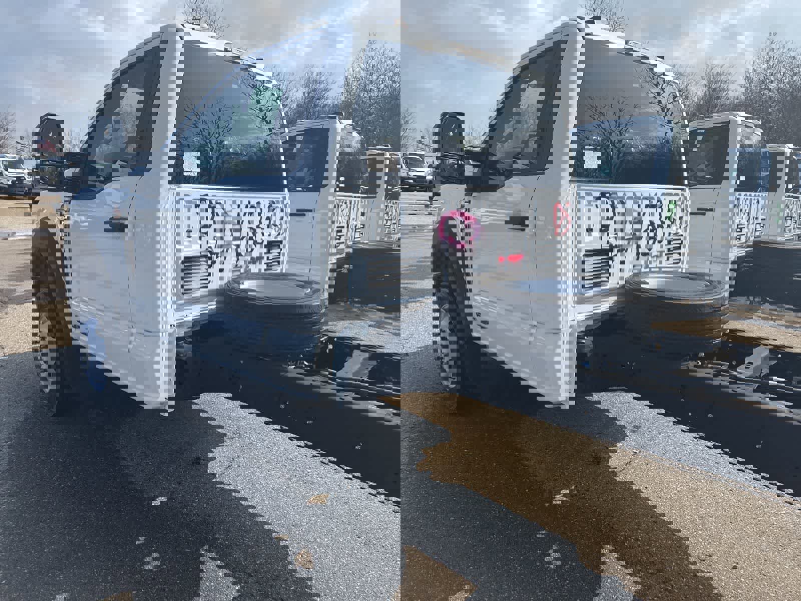 New 2023 Ford F450 XLT w/ XLT Value Package image 21