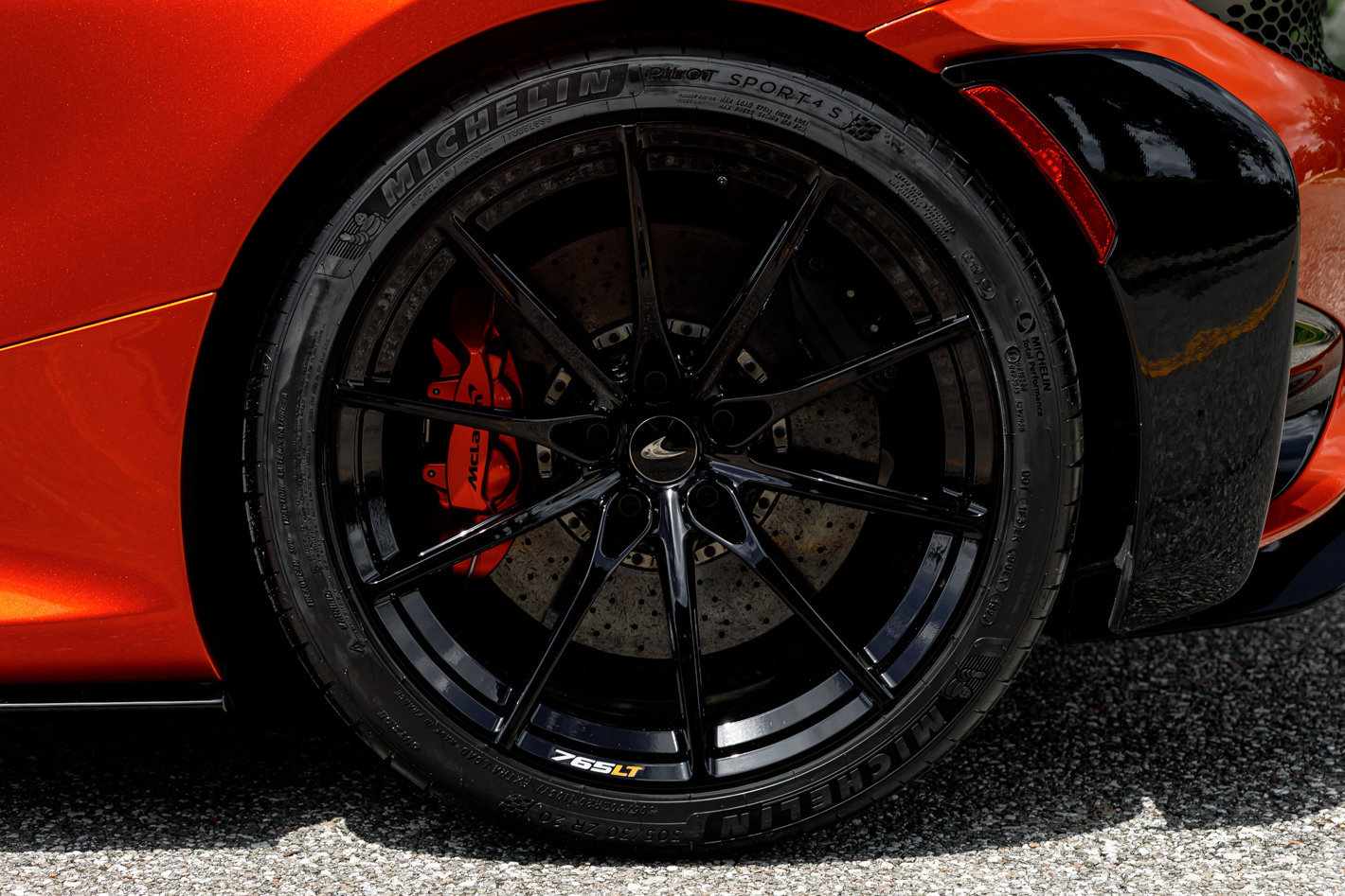 Used 2021 McLaren 765LT RWD image 34