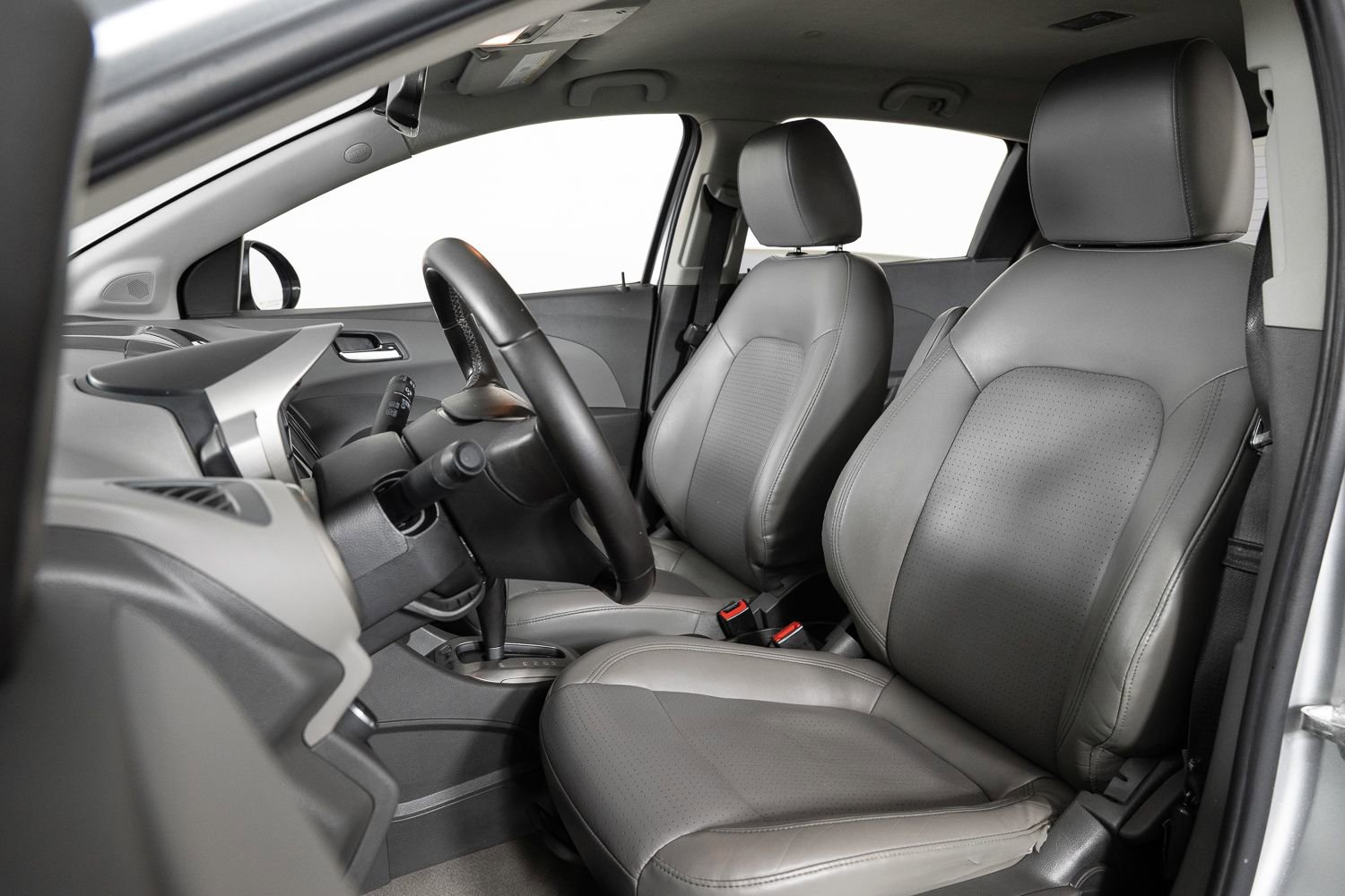 Used 2015 Chevrolet Sonic LTZ image 16