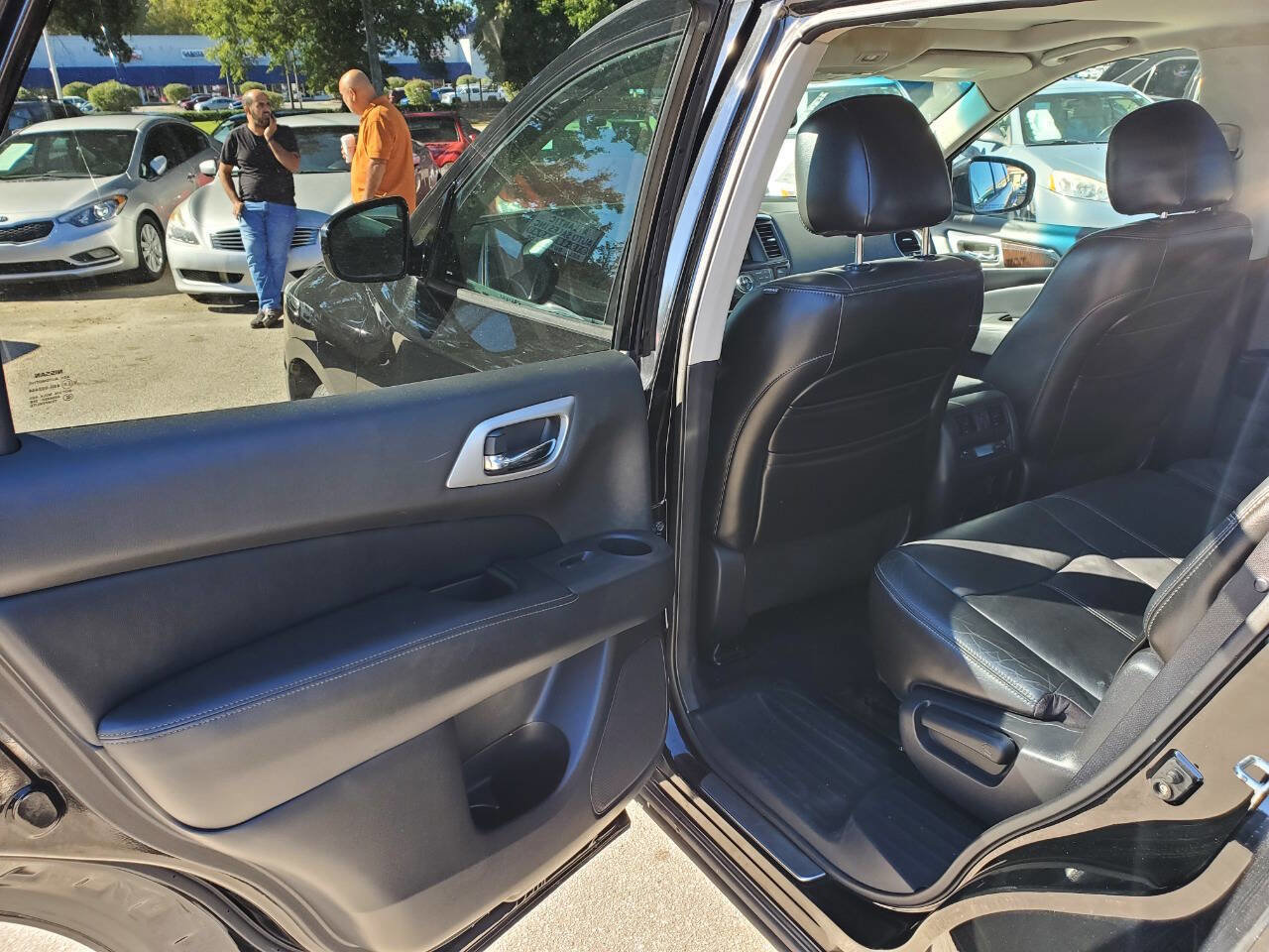 Used 2013 Nissan Pathfinder SL w/ SL Premium Pkg image 14