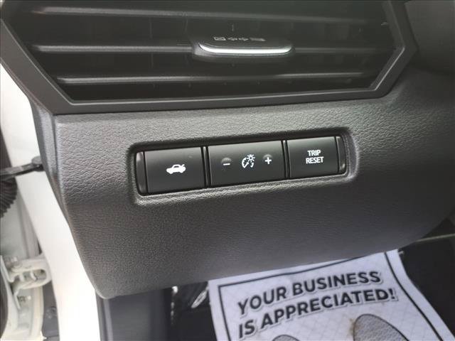 Used 2025 Nissan Altima 2.5 SV AWD/4WD image 20
