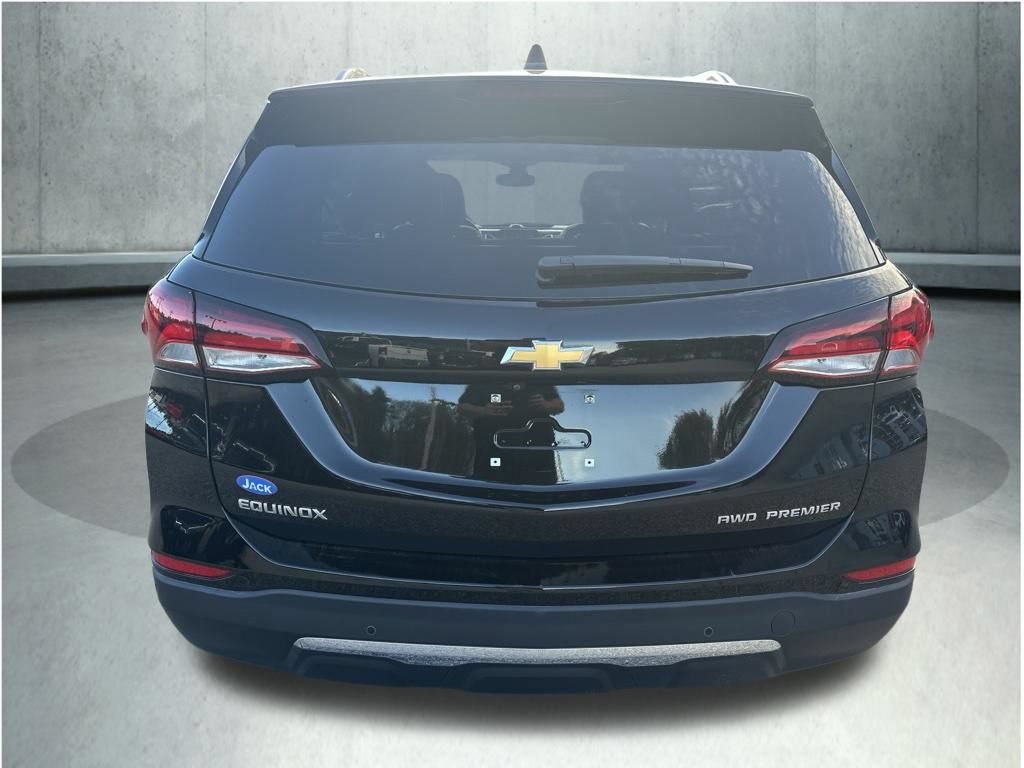 Used 2024 Chevrolet Equinox Premier AWD/4WD image 5