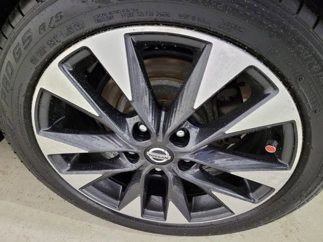 Used 2019 Nissan Sentra SR image 22